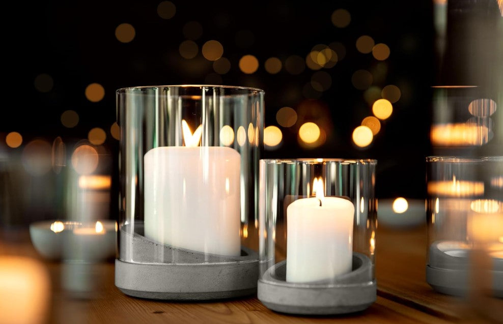 Windlicht Wilma aus Beton mit Glaszylinder, handgefertigt in Deutschland – Beton-Harmonie