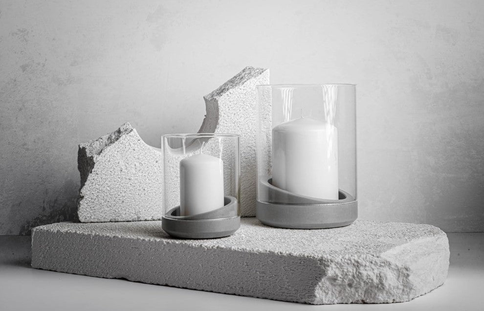Windlicht Wilma aus Beton mit Glaszylinder, handgefertigt in Deutschland – Beton-Harmonie